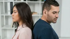 Cómo detectar una crisis en la relación: primeras señales y posibles soluciones según psicólogos